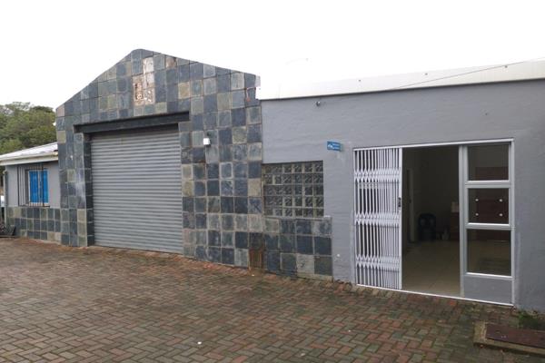 Seize the opportunity to elevate your business with this exceptional 120sqm light industrial unit, strategically positioned on the ...