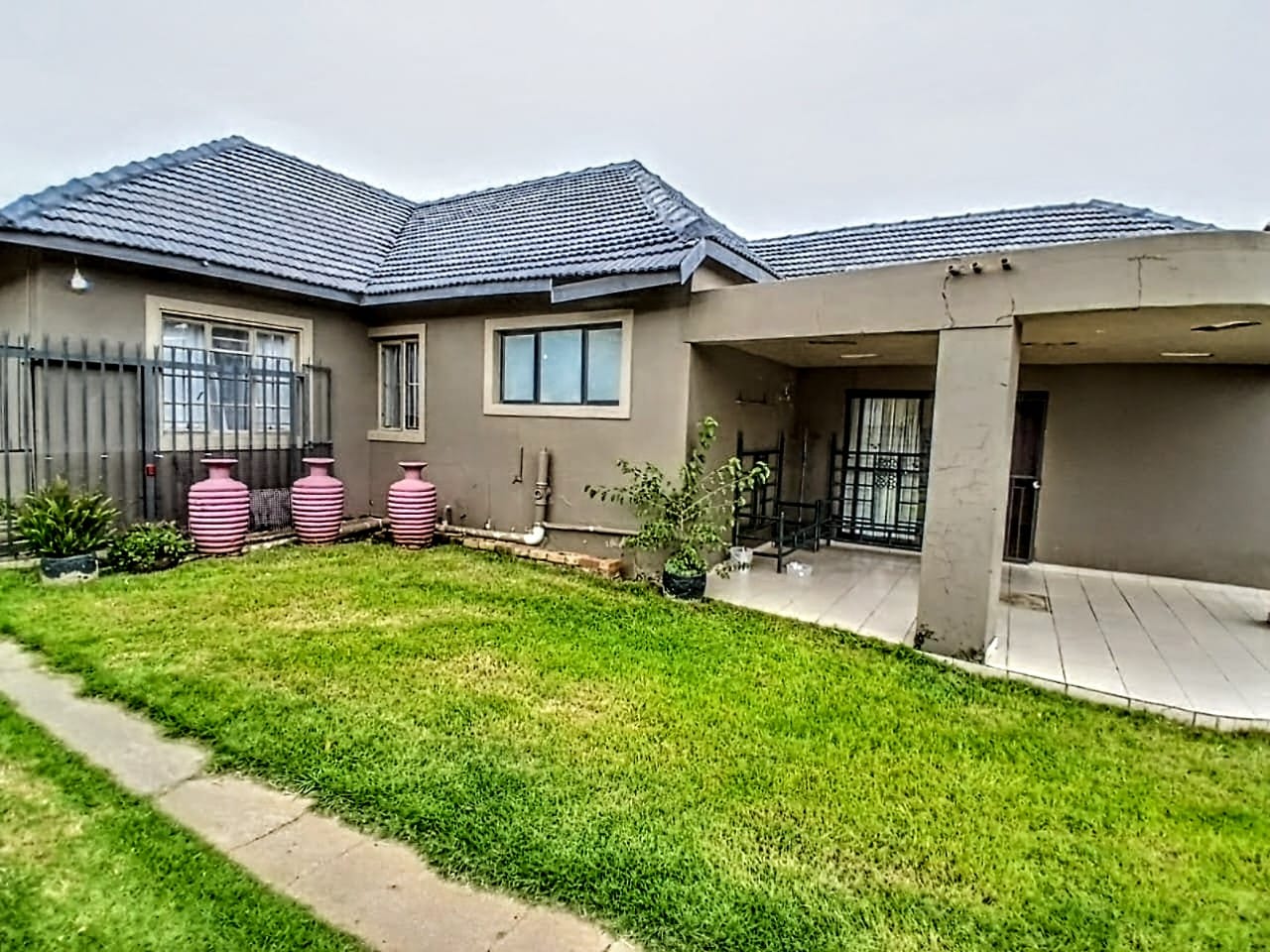 3 Bedroom House for sale in Mindalore - 5 Birnam Street - P24-117193740