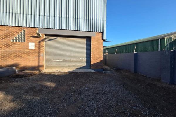 This 300m2 industrial unit in Verulam is engineered for high-volume storage and light manufacturing. Situated on the ground floor with ...