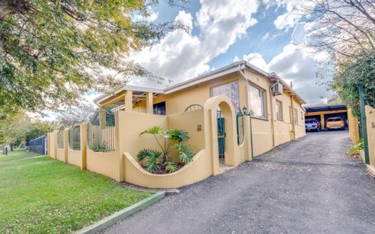 4 Bedroom House for sale in Discovery