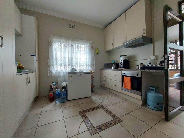Listing number: P24-116635823, Image number: 2