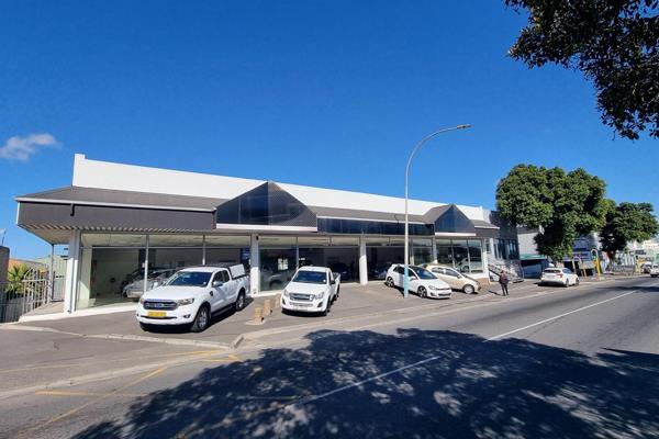 This new showroom warehouse is now to let in Parow East with direct exposure onto ...