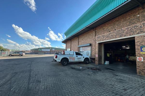 This well-maintained unit, located in a secure complex in Klipfontein, Witbank, will be available from the end of May 2026.

The space ...