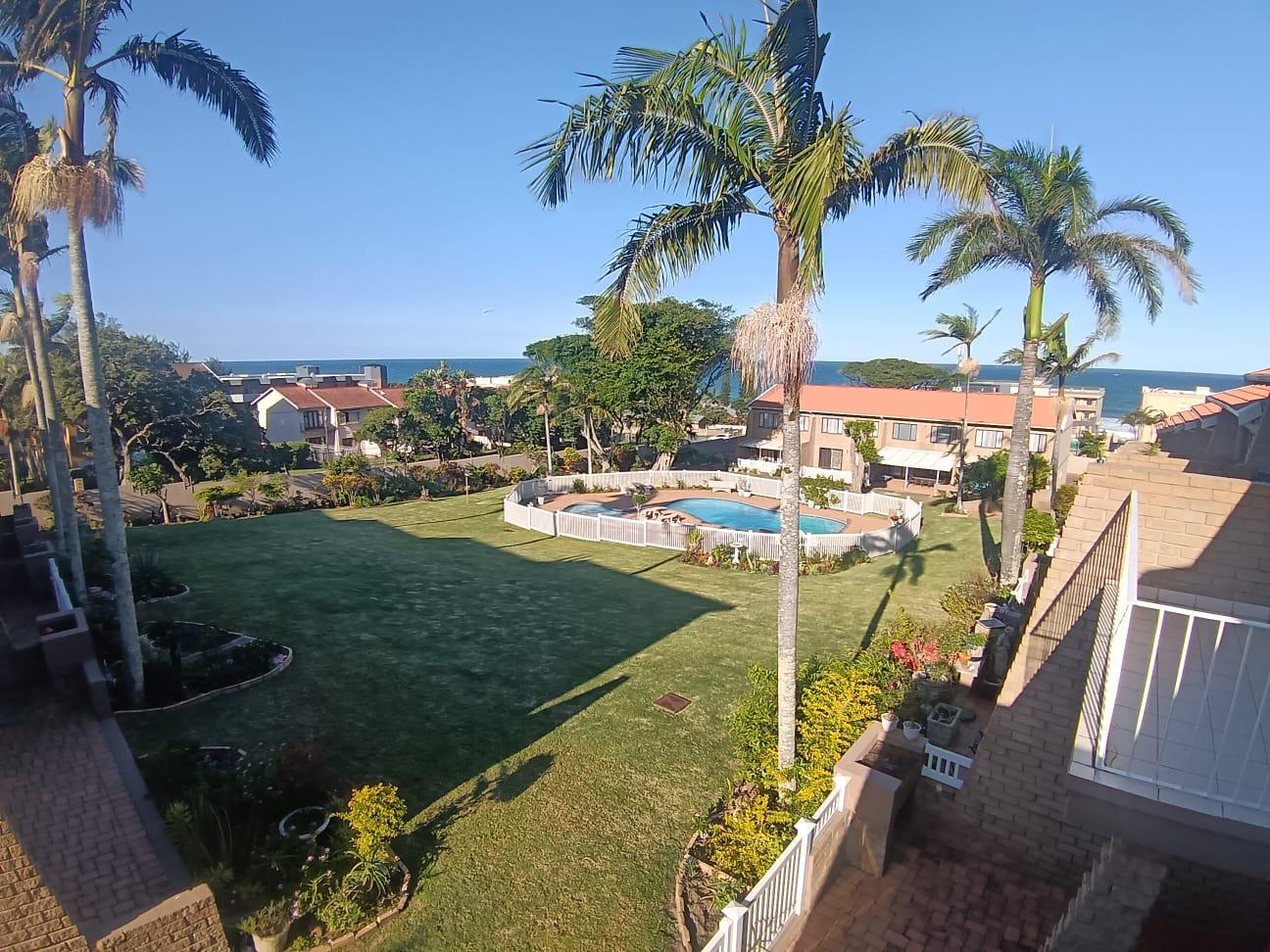 3 Bedroom Apartment / flat for sale in Uvongo Beach - P24-117199843