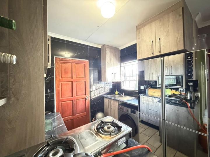 3 Bedroom House for sale in Riverside View - P24-117202064