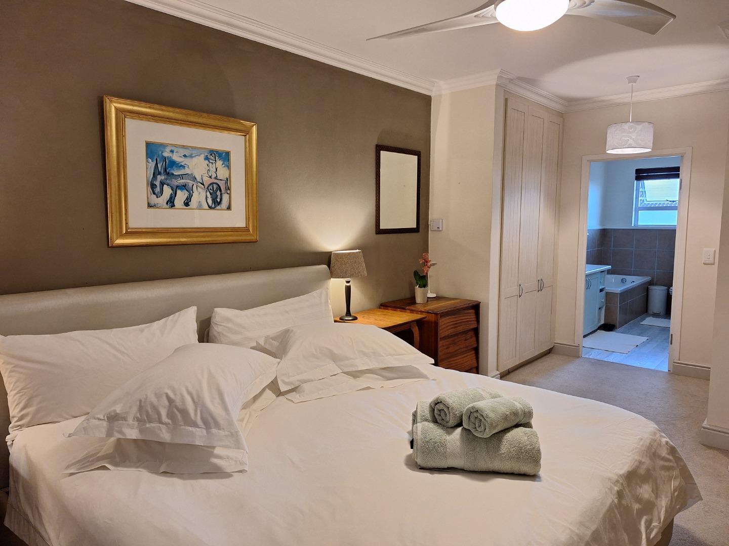 3 Bedroom Apartment / flat to rent in Seaside Longships