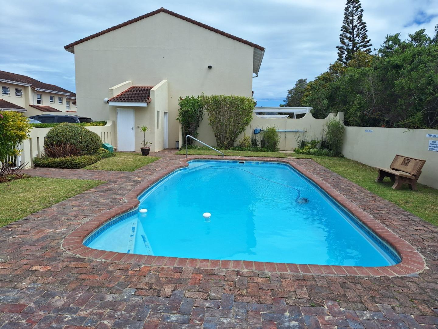 Photo of 3 Bedroom Apartment / flat to rent in Seaside Longships