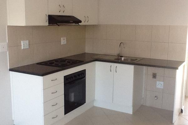 Quintessa, Massolino and Shefferton  are located within the Buh-Rein Estate, between Uitzicht Durbanville and Zonnendal  ...