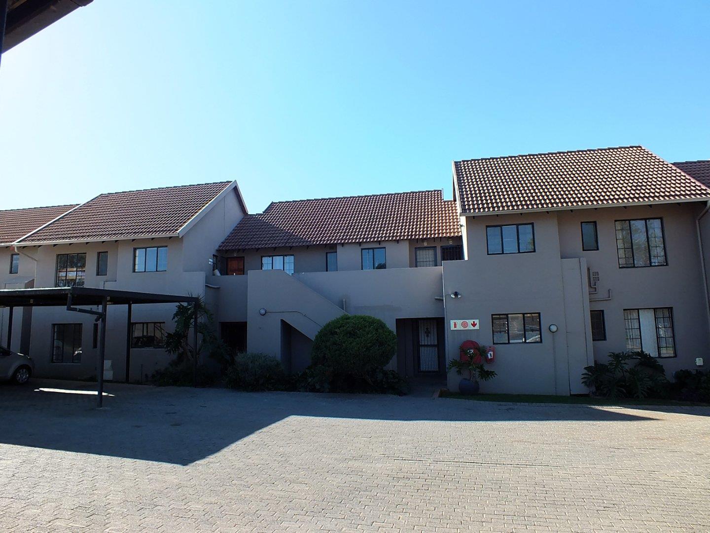 2 Bedroom Apartment / flat for sale in Radiokop - 1079 John Vorster ...