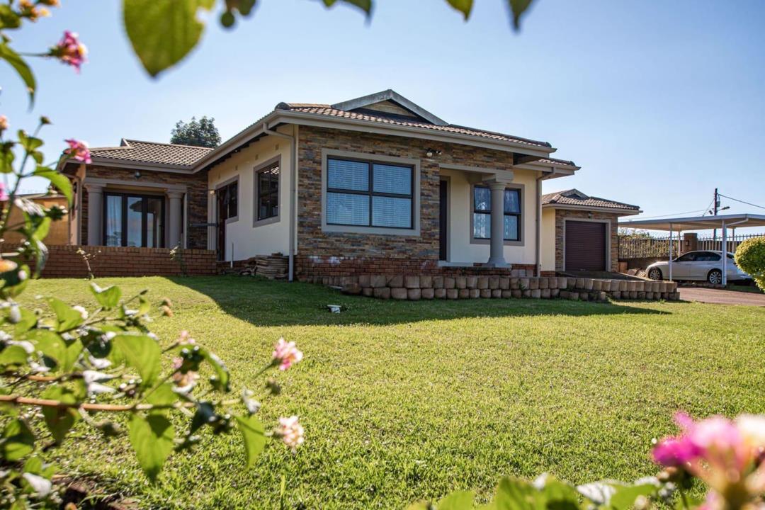 4 Bedroom House for sale in West Riding - 23a Marion Road - Hillcrest