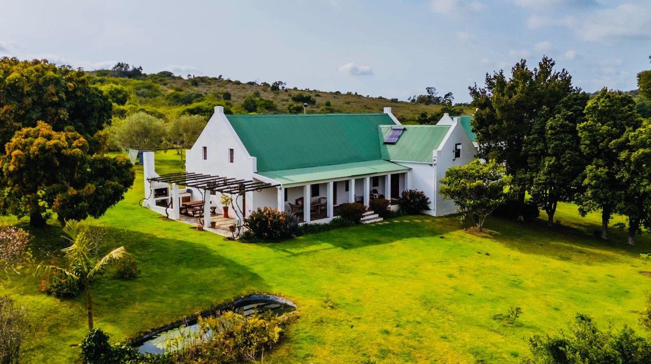 Farm for sale in Humansdorp Rural - P24-117209905