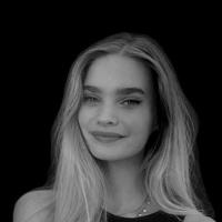 Agent profile for Abby Veenstra