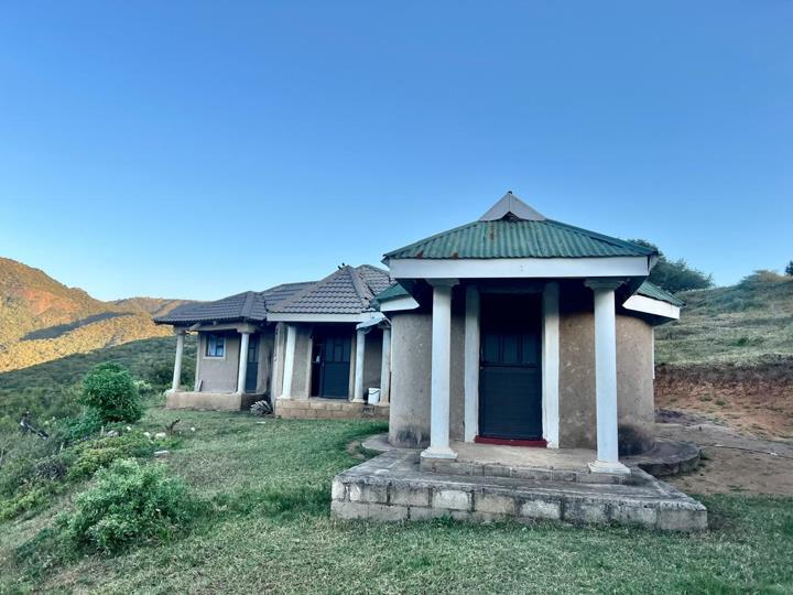 4 Bedroom House for sale in Cato Ridge - P24-117211887