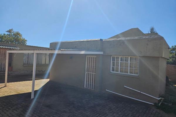Situated at 31 Hansie Kotze street
Property still occupied 
offers from R450 000