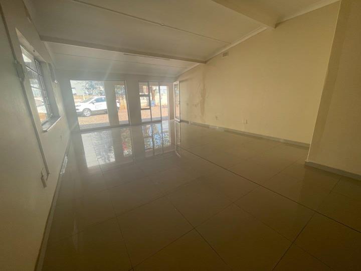 Commercial property to rent in Malelane - P24-109092121