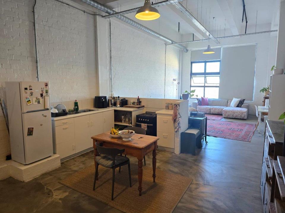 Listing number: P24-117542963, Image number: 1