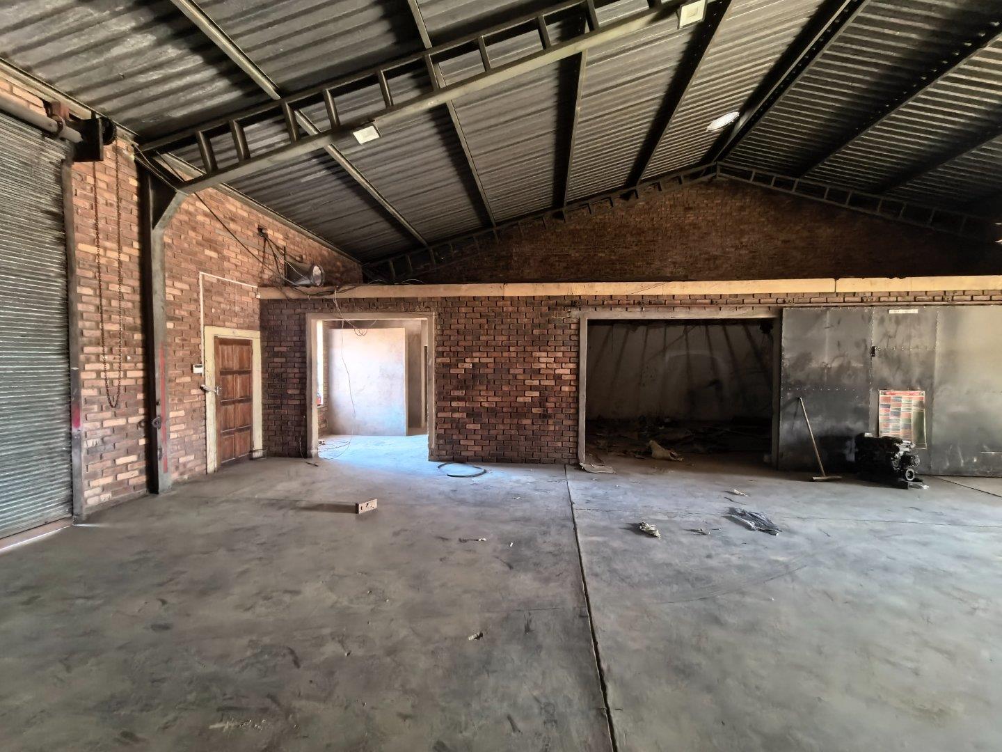 Commercial Property to Rent in Witbank Ext 45