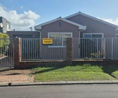 House for sale in Grassy Park
