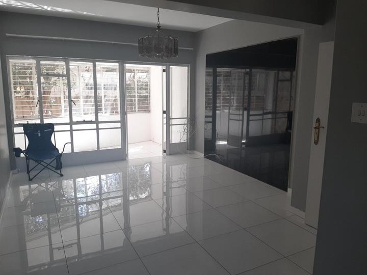 Listing number: P24-109851533, Image number: 3