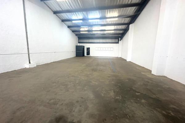 Prime industrial warehouse to let in Verulam . Well-secured premises with excellent height and a spacious open-plan warehouse layout ...