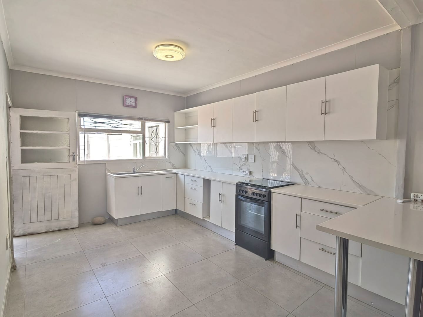 3 Bedroom House to rent in Bothasig - P24-117223320