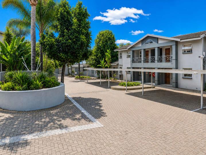 2 Bedroom Apartment / flat for sale in North Riding - 122 Bellairs Dr ...