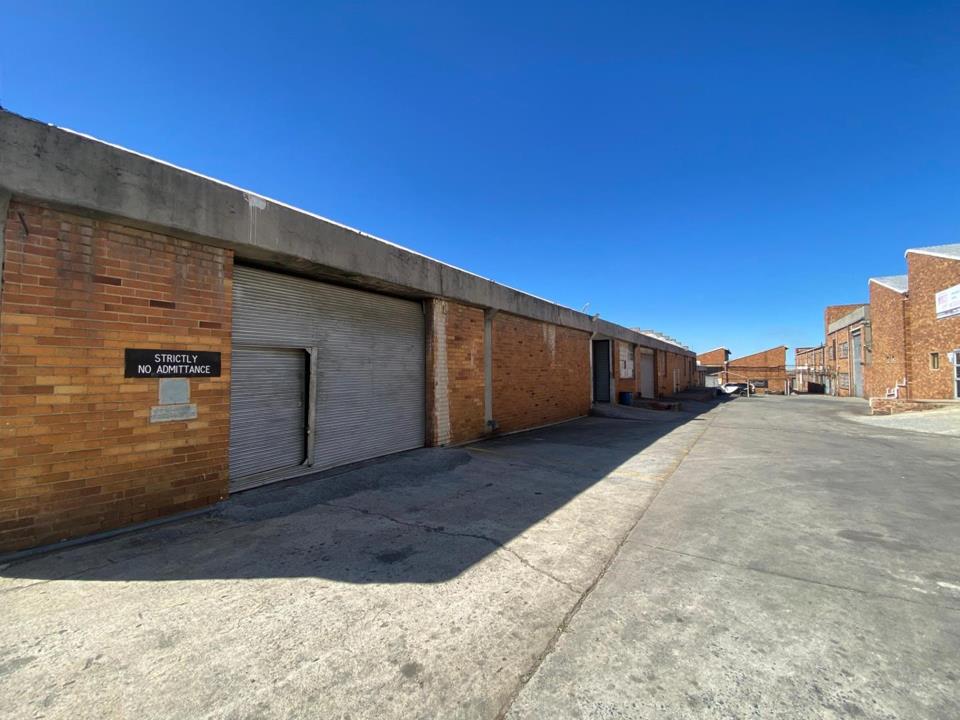 Listing number: P24-117224590, Image number: 1, 436m² warehouse in Elandsfontein