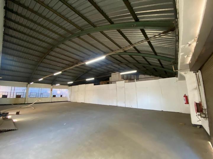 Listing number: P24-117224590, Image number: 2, 436m² warehouse in Elandsfontein