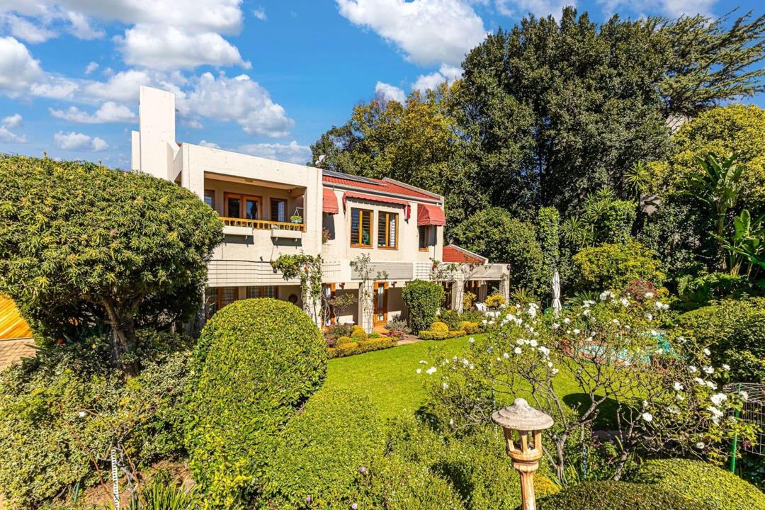 3 Bedroom House for sale in Strathavon - 9 Pear Road - Sandton