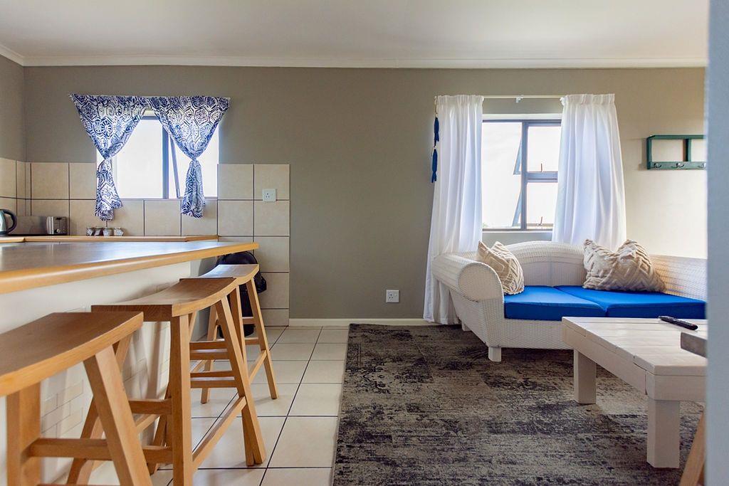Photo of 2 Bedroom House to rent in Country Club