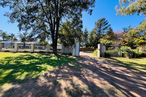 Set on an expansive 18,952sqm property in the peaceful heart of Fairleads, Benoni, this remarkable estate offers the warmth, charm, and ...