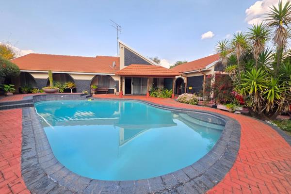Golf Park, Meyerton – Spacious Family Home with Extras!
Situated in the sought-after Golf Park, this neat and well-maintained property ...