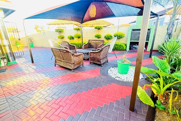 Nestled in the sought after Duvha Park precinct, this warm family home offers comfortable, practical living with a welcoming flow. The ...