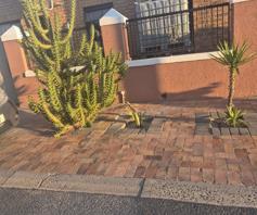 House for sale in Forest Heights