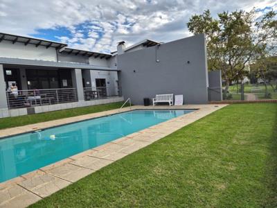 R 820 000