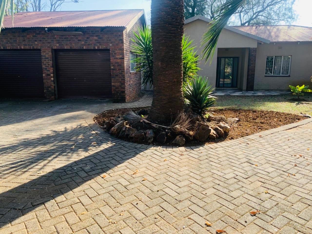 3 Bedroom House for sale in Three Rivers - P24-117238721