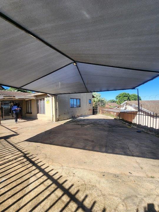 4 Bedroom House for sale in Copesville - P24-117240171