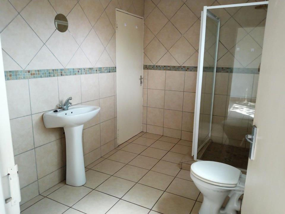 1 Bedroom Apartment / Flat to Rent in Model Park