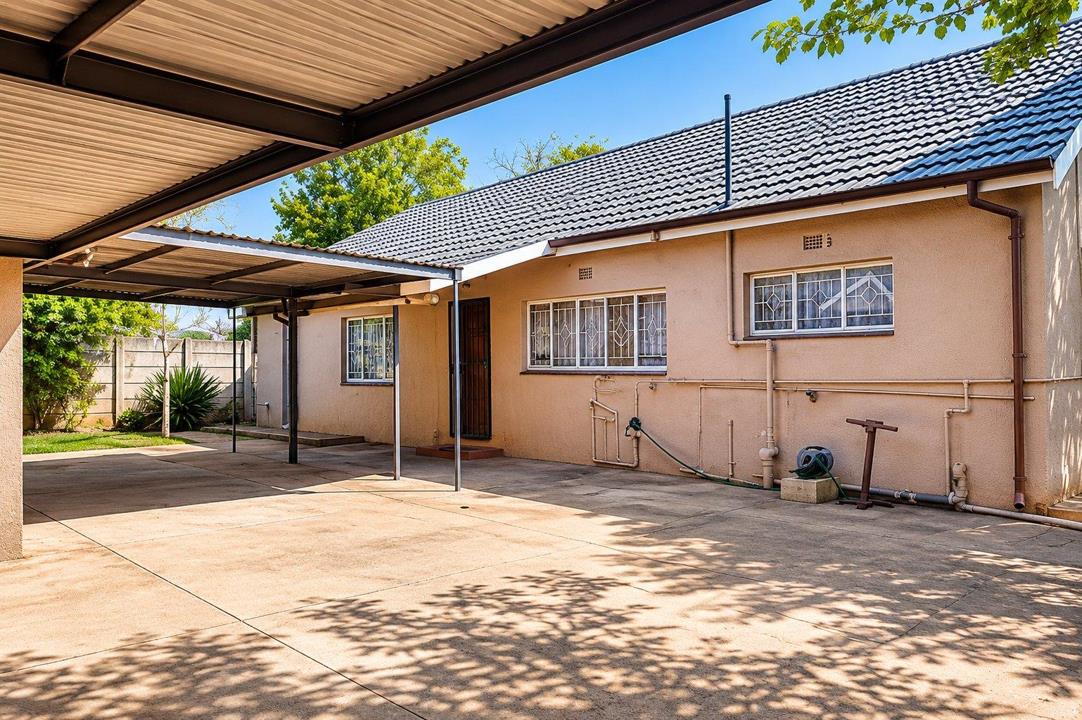 3 Bedroom House for sale in Derby - 491 Bernard St - Rustenburg