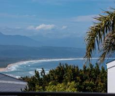 Apartment / Flat for sale in Plettenberg Bay Central