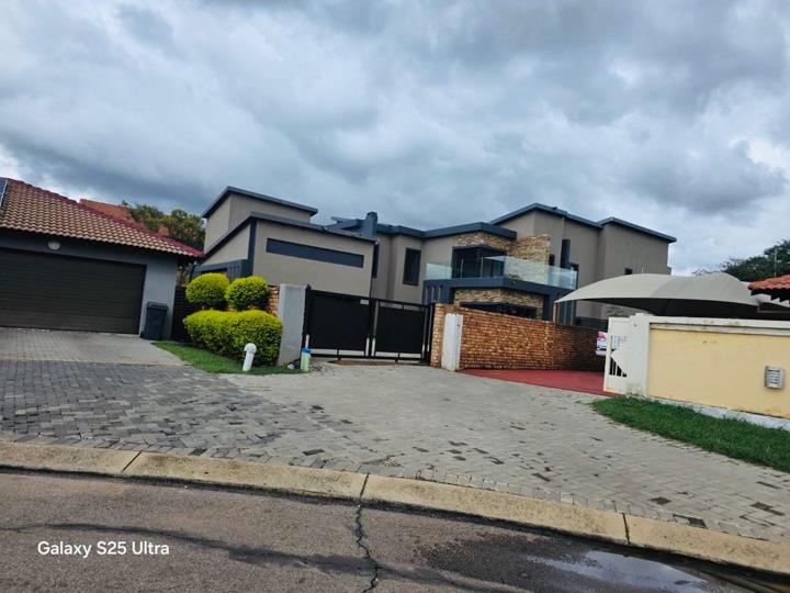 Listing number: P24-117246830, Image number: 2