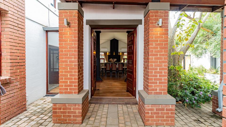 4 Bedroom House for sale in North Riding AH - 212 Olievenhout Avenue ...