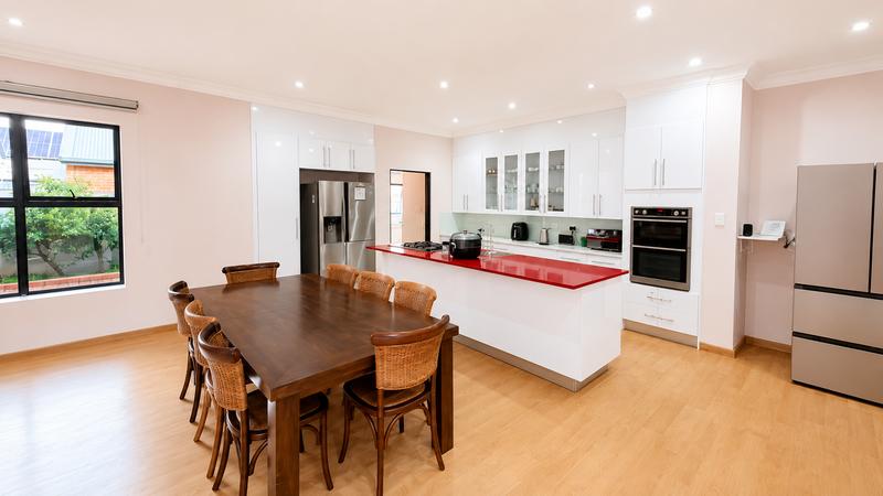 Listing number: P24-117247907, Image number: 2