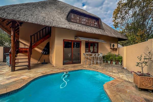 Nestled within the beautiful surrounds of Lakeland Estate, this spacious family home ...