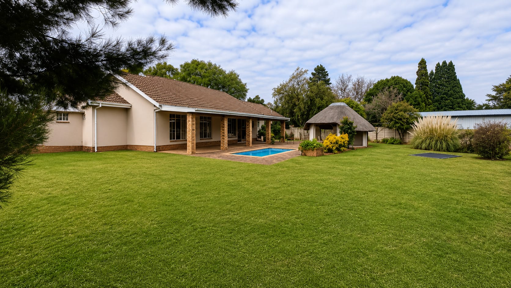 3 Bedroom House for sale in Three Rivers East - P24-117259205