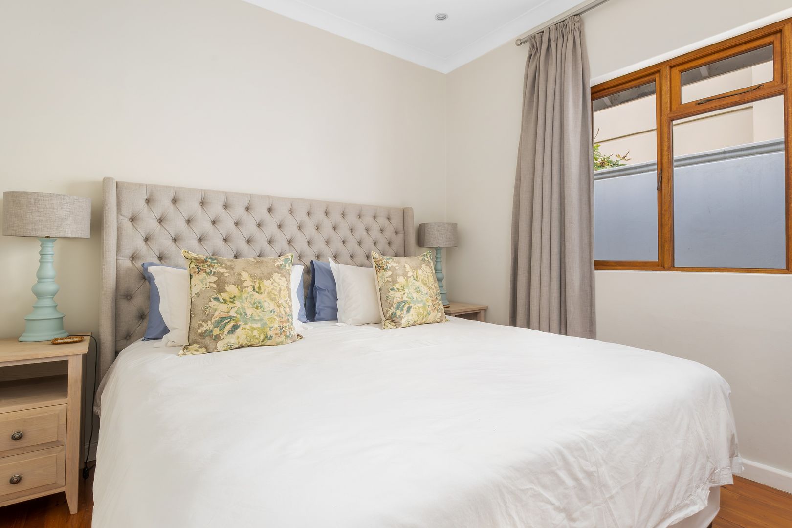 Photo of 4 Bedroom House to rent in Leisure Isle