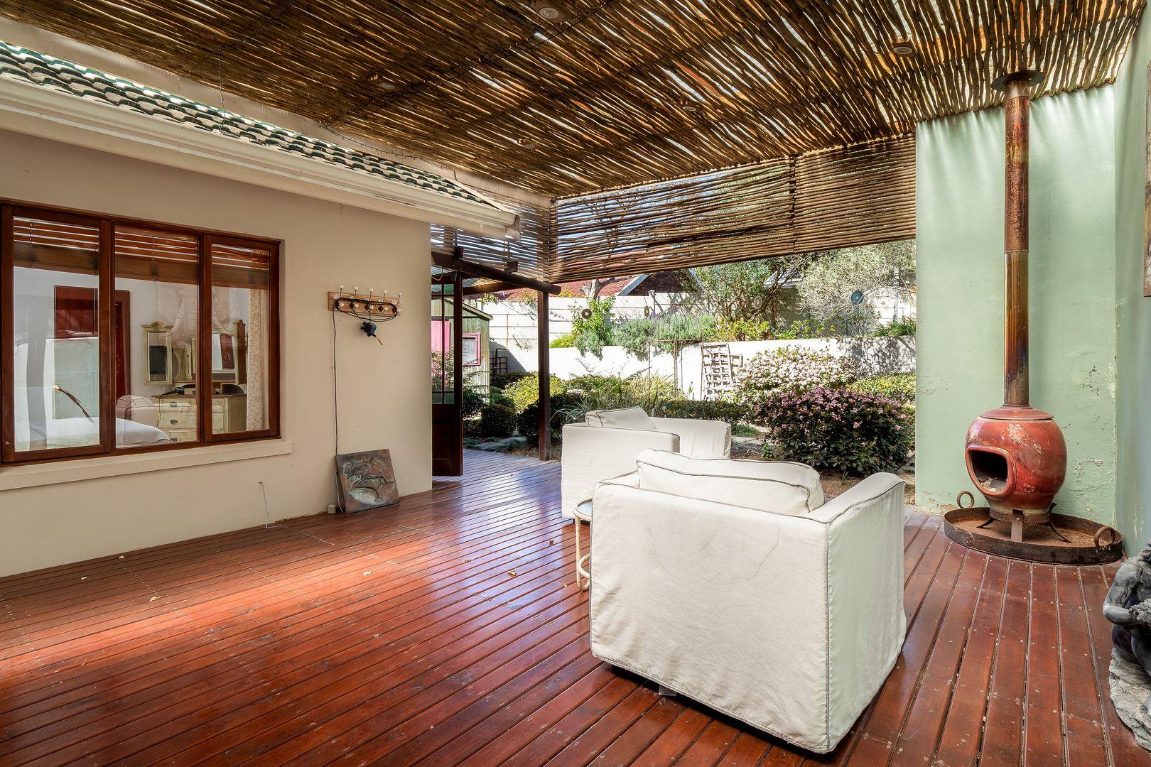 Photo of 4 Bedroom House to rent in Leisure Isle