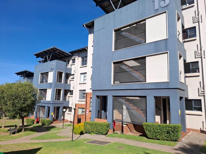 3 Bedroom Townhouse for sale in Oakdene - 99 Ss Central Park, 55 ...