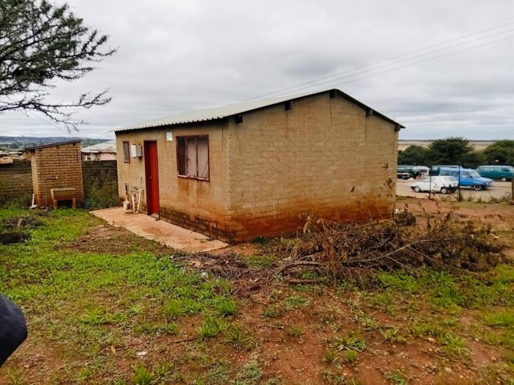 2 Bedroom House for sale in Stretford - Ext3 Modise Street - P24-117262569