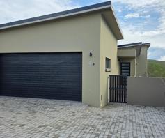 House for sale in Hartenbos Heuwels